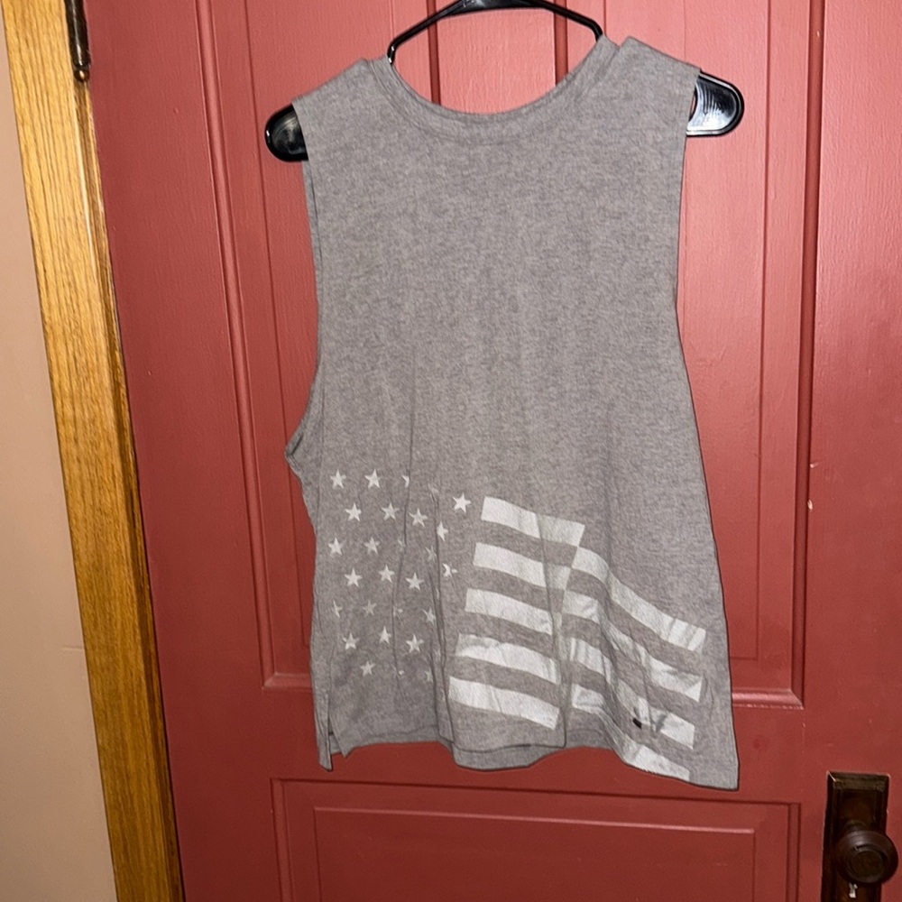 NWT under armour muscle tee